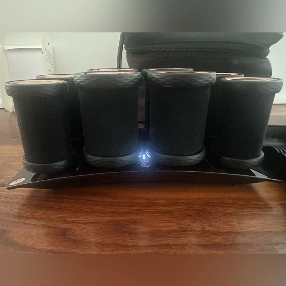 T3 Volumizing Hot Rollers LUXE and Travel Case - Picture 13 of 13